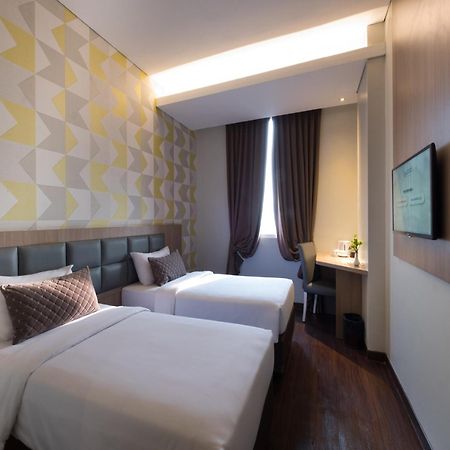 Hotel 88 Itc Fatmawati Jakarta By Wh Exteriér fotografie