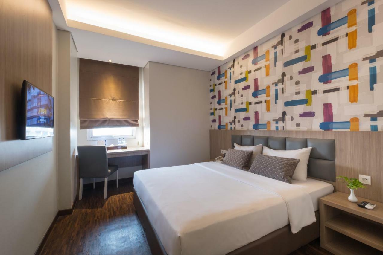 Hotel 88 Itc Fatmawati Jakarta By Wh Exteriér fotografie