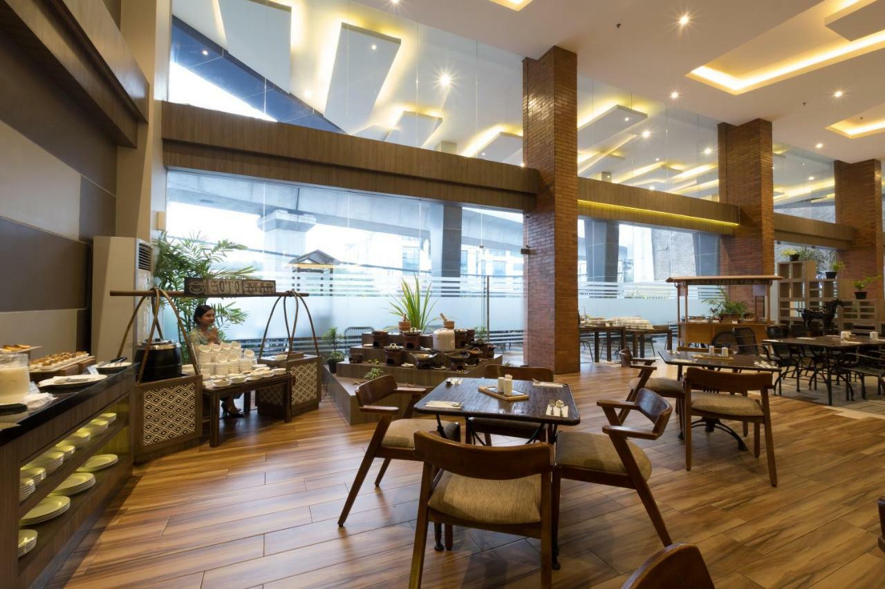 Hotel 88 Itc Fatmawati Jakarta By Wh Exteriér fotografie